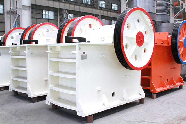 Smaller jaw crusher