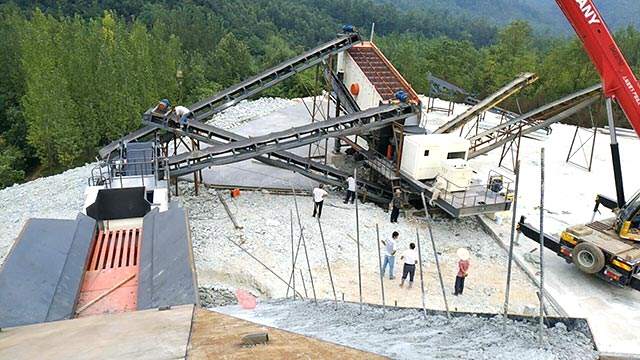 Working site of mobile crusher