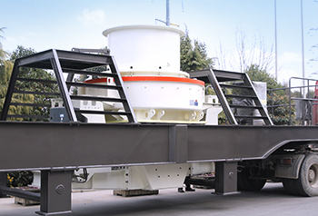 Mobile sand making machine